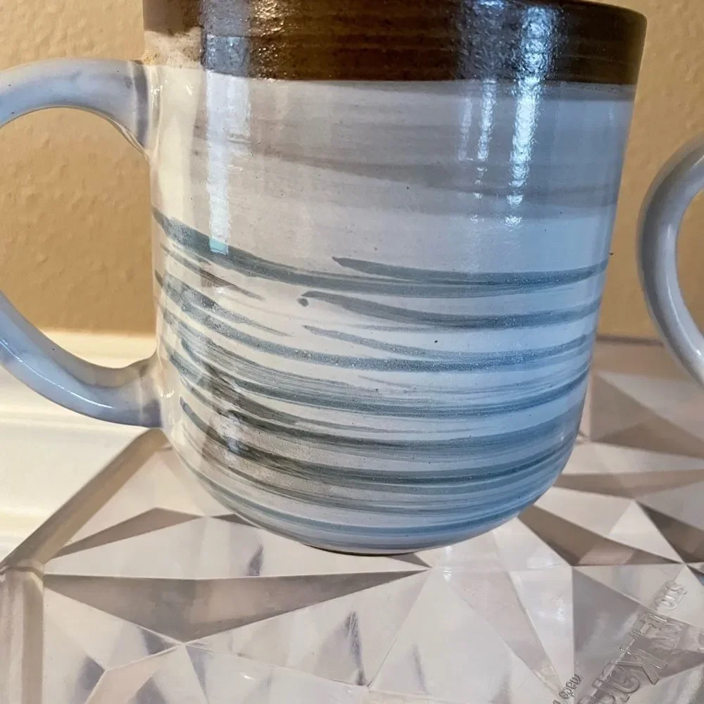 Dash of That Tracey Stoneware Mugs set of 2 Brown and Blue Swirl New Never Used!